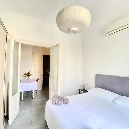 {porta Venezia-milano Centrale} Luxury Apartment *